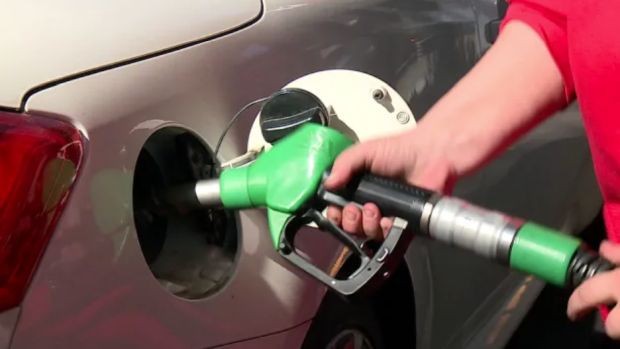 Нов ръст в цените на горивата Поскъпването на колонките обаче е само за дизела