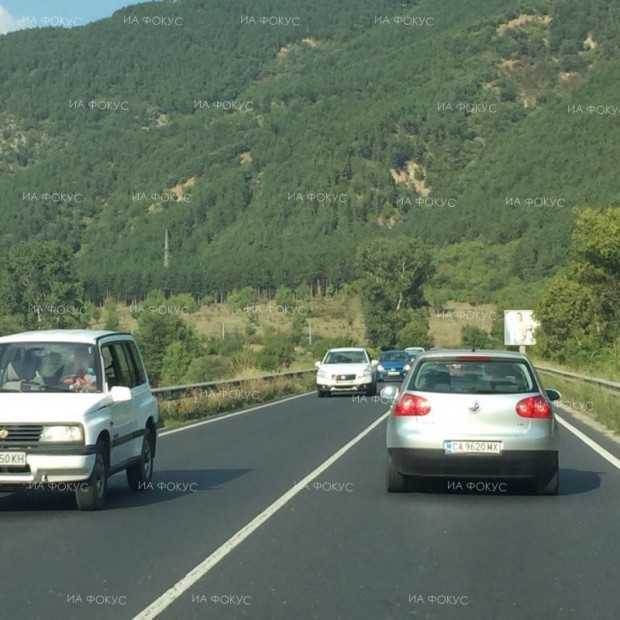 Ограничава се движението в посока Варна по път I-4 в района на Севлиево