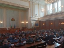Трети ден депутатите ще избират председател на Народното събрание