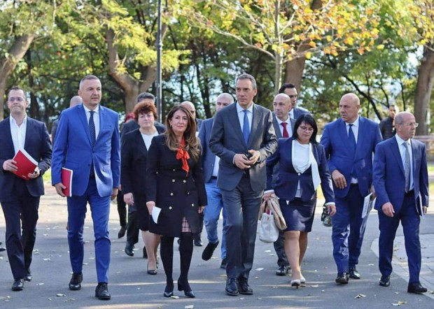 Кметът на Варна Иван Портних участва в среща с посланика