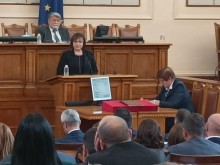 Корнелия Нинова: ГЕРБ, ДПС, БСП и "Български възход" издигаме Вежди Рашидов