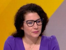 Калина Константинова: С изненада посрещнахме стеклите се обстоятелства около избора на председател на Народното събрание