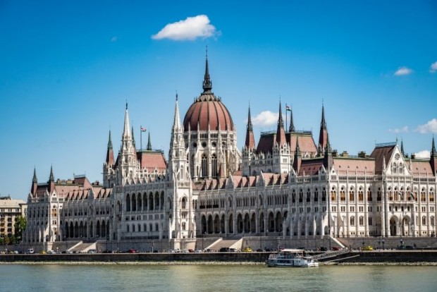 Унгария няма да допусне нови санкции срещу руския газ