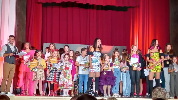 Две награди за пловдивски таланти от Европейския конкурс за нова детска песен "Златни искри"