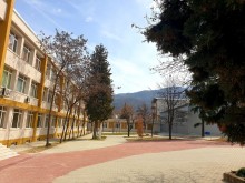 Ученици получавaли мизерни стипендии за отличен успех