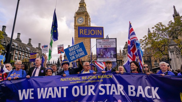 Противници на Брекзит се събраха на митинг в Лондон в подкрепа на ЕС