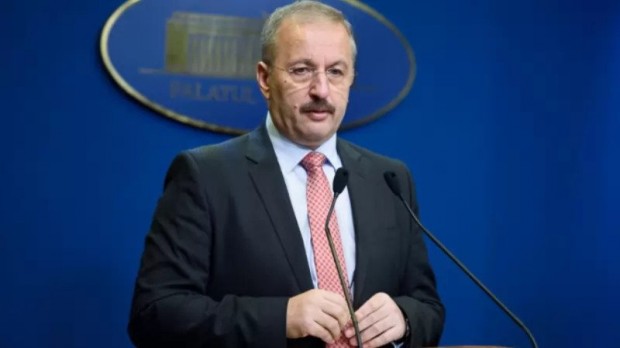 Румънският министър на отбраната подаде оставка заради разногласия с Йоханис