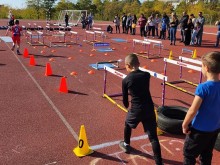 200 деца участваха в лекоатлетическото състезание "Атлетика търси таланти"