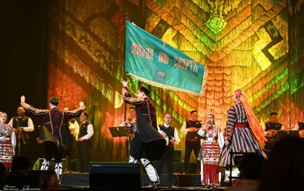 С грандиозен концерт в НДК Ансамбъл Пирин отбеляза 150 години