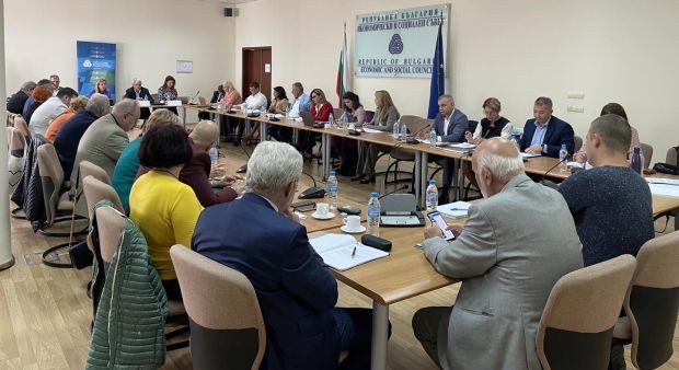 Икономическият съвет на република България прие Анализ на актуалното състояние на