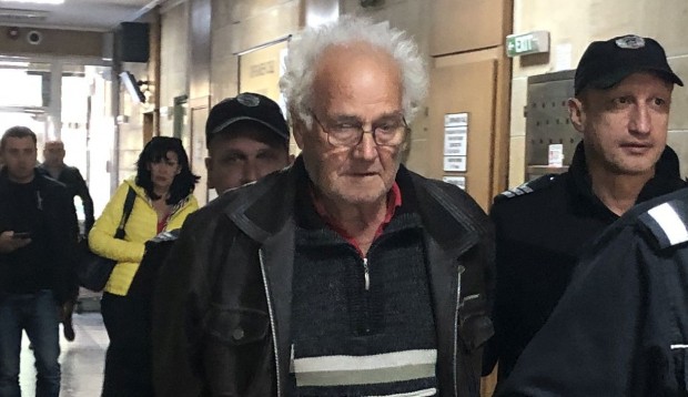 80-годишният Благой Цветилов остава в ареста в Пловдив, предаде репортер на