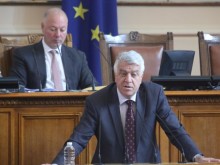 Гечев, БСП: Няма да се съгласим с намаляването на разходи за защитата на българските домакинства и фирми