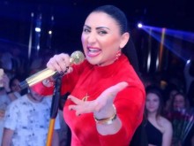 Софи Маринова дала цяло състояние за златен микрофон