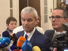 Костадин Костадинов: Опасявам се, че следващата стъпка ще бъде изпращане на български контингент в Украйна