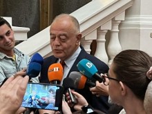 Атанас Атанасов: С козметика не става, в МВР трябва да се реже до кокал
