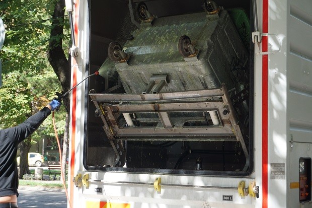 Започва есенната дезинфекция на съдовете за битови отпадъци в Русе