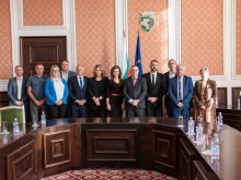 Кметът Стефан Радев посрещна кмета на Печ и други гости от побратимени на Сливен градове