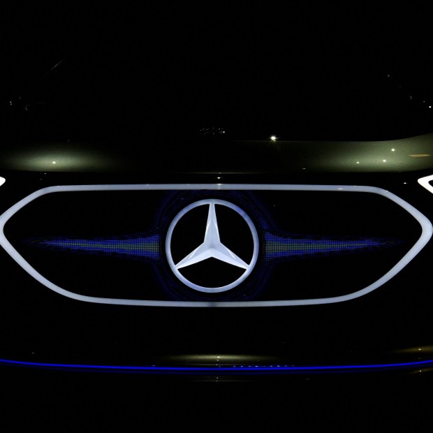 Германският автомобилен производител Mercedes-Benz обяви оттеглянето си от Русия и