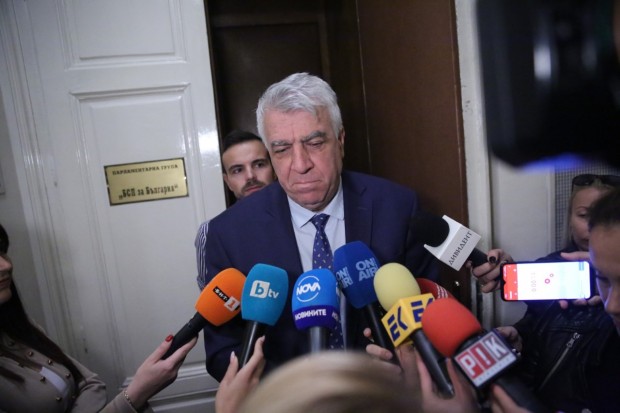 Проф. Гечев, БСП: Служебният кабинет да изпълни закона и да внесе проект на бюджет