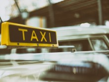 Такситата в София поскъпват от 1 януари 2023 г.