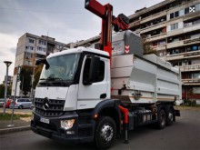 Катастрофа с боклукчийски камион в Бургас, пешеходец получи лоша контузия