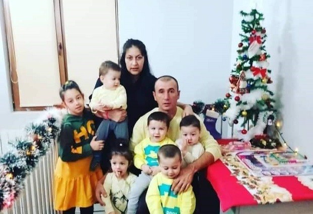 Семейство с три двойки близнаци от село Бистрица има нужда от подкрепа