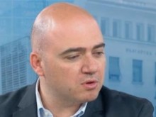 Илин Димитров: Средствата за изхранване и настаняване на украинските бежанци по европейски програми привършват