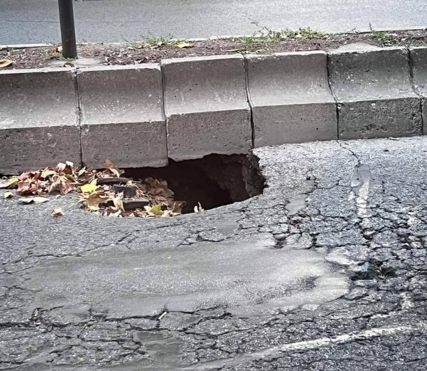 Авария на водопровод затваря бул. "Цар Борис III Обединител" в Пловдив