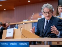 Еврокомисар Бретон: Илон Мъск ще трябва да спазва правилата на Европа