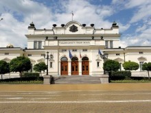 "Демократична България" внесе законопроект в НС за бърза процедура по получаване на стартъп виза
