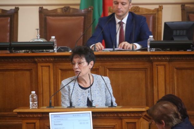 Анастасова към Демерджиев: Каквито и акции да сте направили срещу купуването на гласове - резултати няма