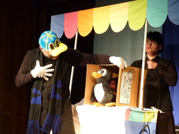 "Пингвинчето Фраки" представят на сцената на театър "Весел" във Велико Търново