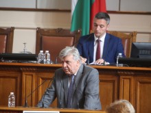 Манол Генов към регионалния министър: Готова ли е АПИ да посрещне зимата