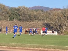 Спартак създаде много положения, но загуби в Казанлък