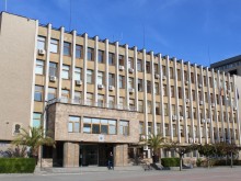 Областна администрация-Хасково и РУО-Хасково ще наградят пенсионирани учители за зааслуги в образователната система
