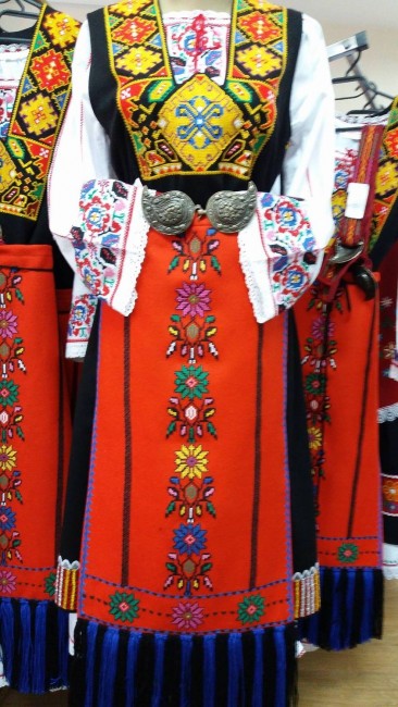 Български везбени мотиви от минали векове представят само днес в АЕМО "Старият Добрич"