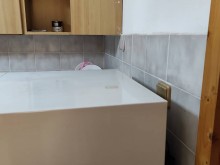 Ако преместите хладилника с 1 см напред, той ще започне да харчи по-малко ток