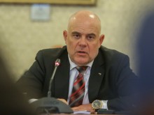 Продължават срещите на Иван Гешев с парламентарно представените партии