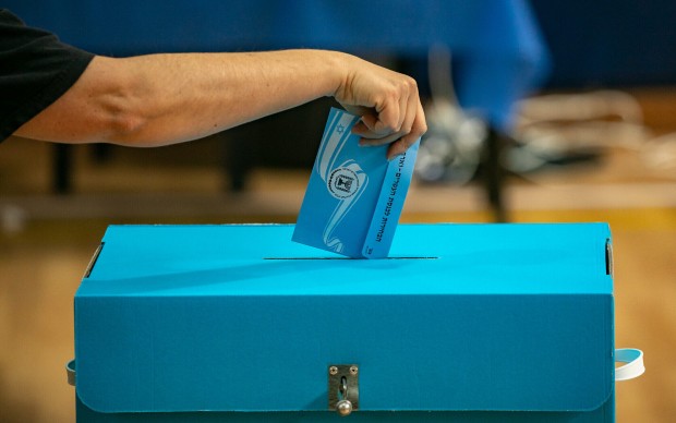 Израел гласува на пети избори за четири години