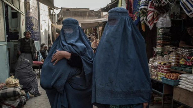 Талибаните създадоха "дамско звено" към МВР на Афганистан