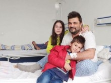 Тежко болен самотен баща се нуждае от средства за скъпоструващ медикамент