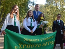 Във Варна почетоха Деня на народните будители