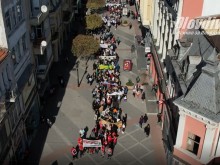 Вижте кадри с дрон от шествието в Пловдив по случай Деня на народните будители
