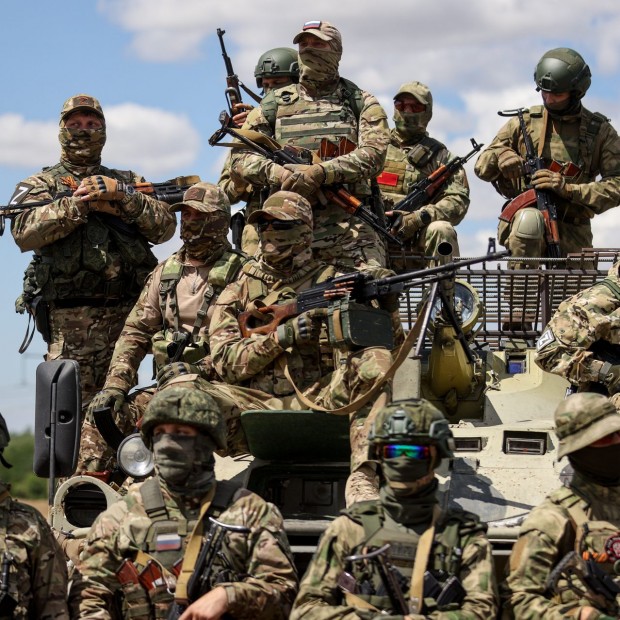 Руснаците съобщават за придвижване напред по цялата линия в Донецка област