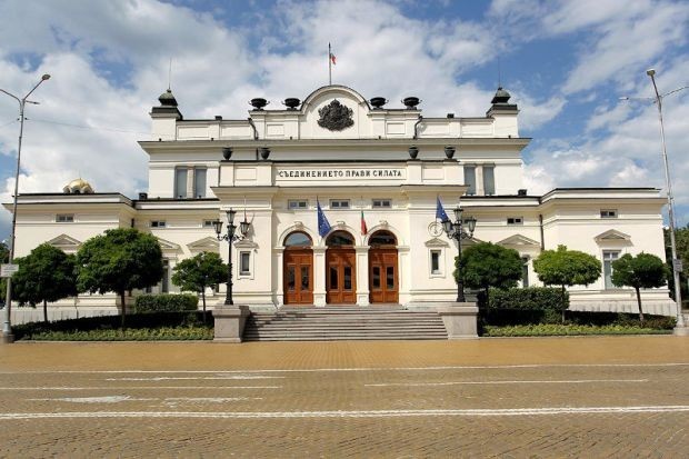 Министърът на здравеопазването Асен Меджидиев ще бъде изслушан в НС