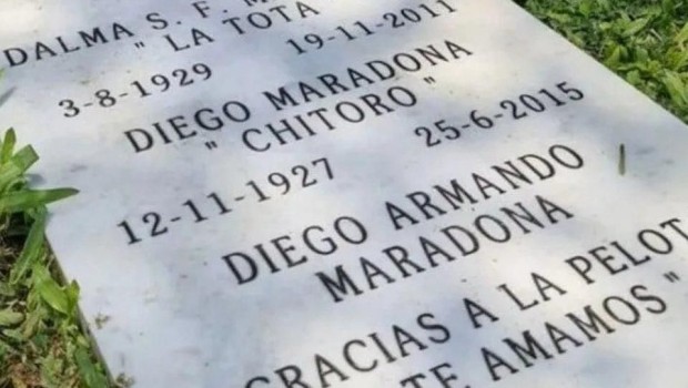 Mystery with the tomb of Maradona