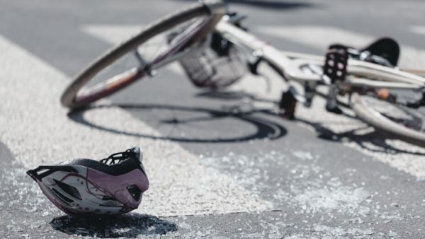 Шофьор блъсна момче с колело на централна улица в град