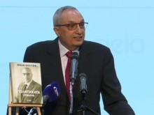 Иван Костов ще представи книгата си "Политиката отвътре" в Пловдив