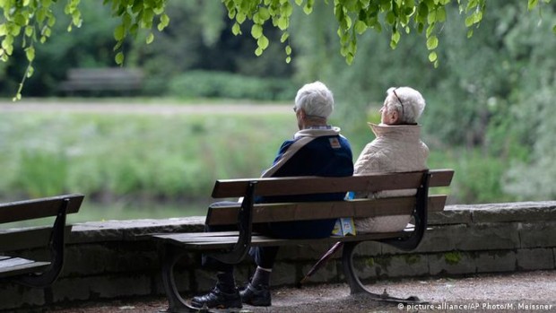 Ново преизчисляване на пенсиите предвиждат промени в Кодекса за социално