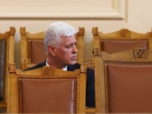 Военният министър за помощта към Украйна: Нашето предложение ще бъде крайно консервативно
